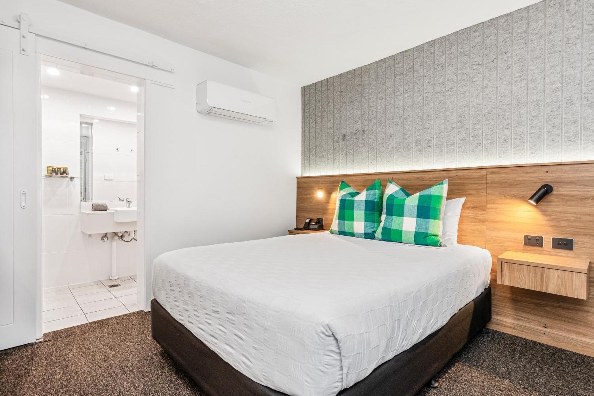Townhouse Hotel Wagga Wagga Exterior photo